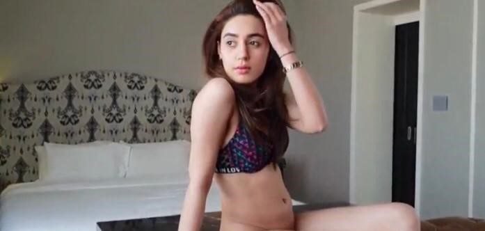 Samra Chaudhry Private Pictures