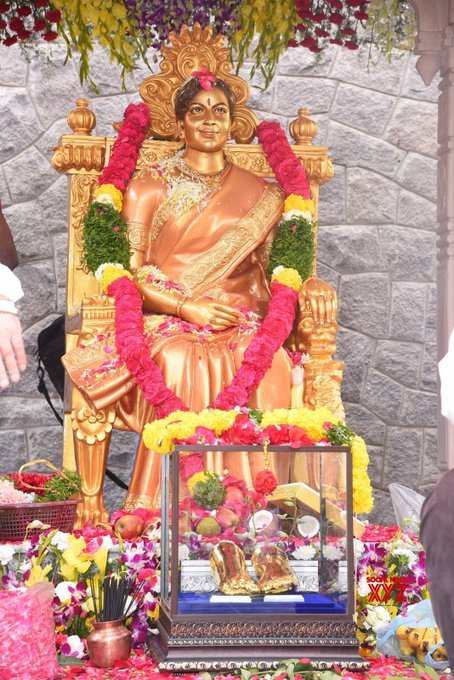 Vijaya Nirmala Statue