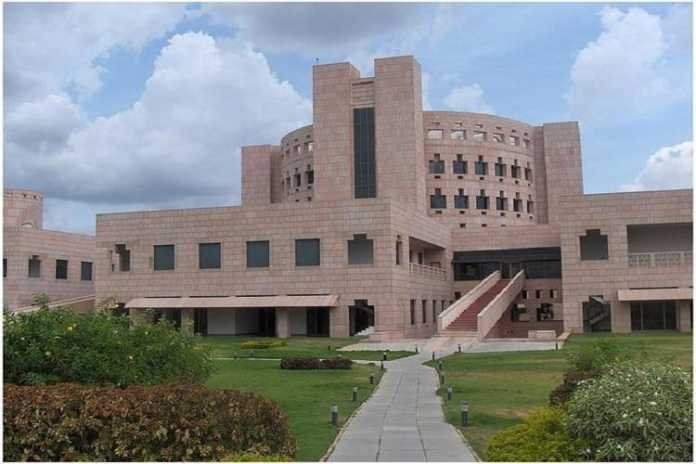 Indian School of Business Ranks 24 in Financial Times Global MBA Rankings 2019