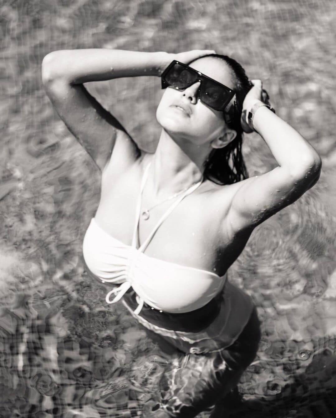 Sunny Leone Sun Kissed Pose in Bikini Raises the temperature