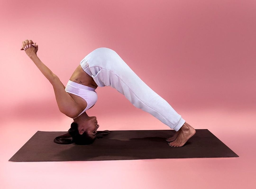 Malaika arora yoga asanas inspire you to start yoga journey